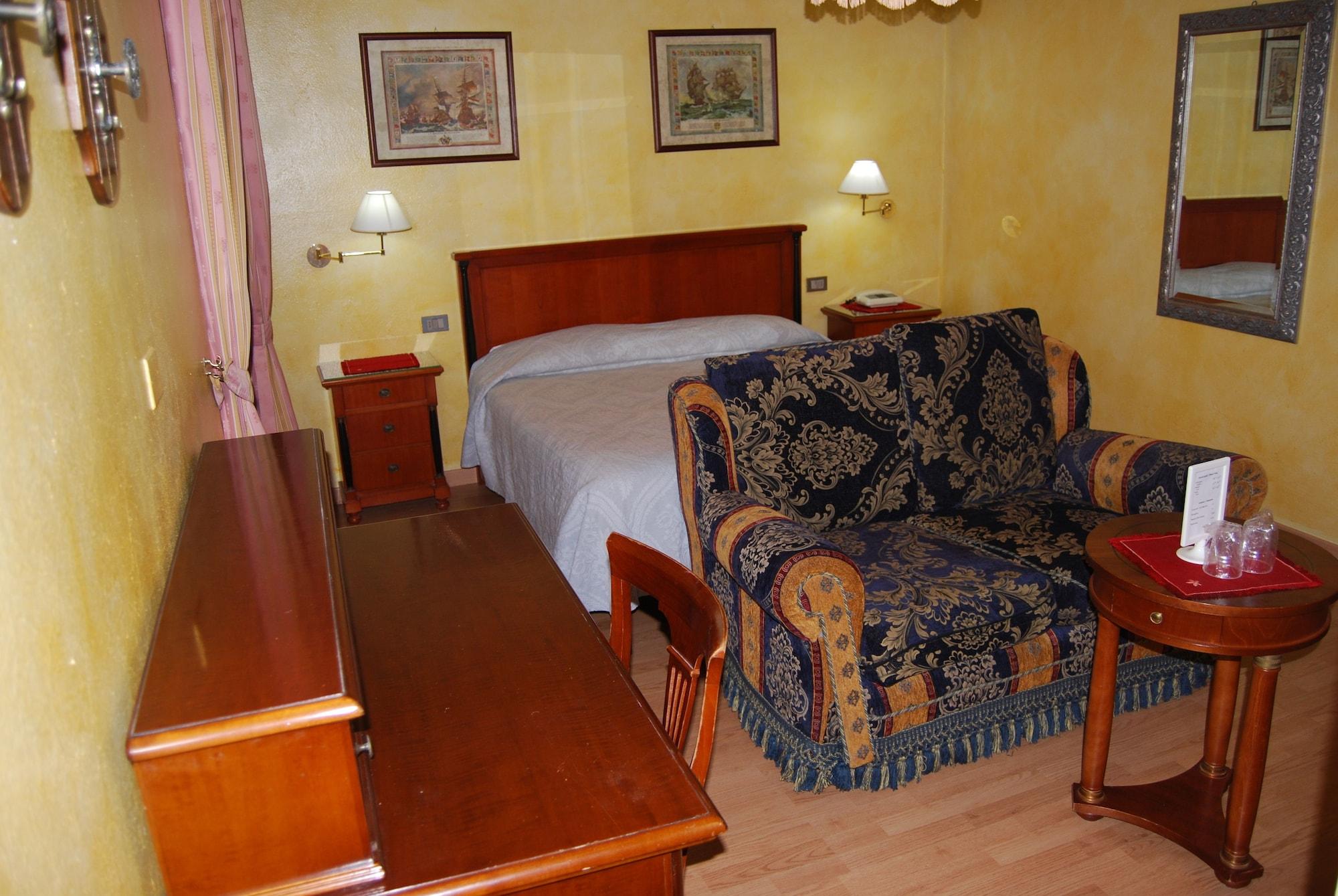 Garda Sol Spa Hotel & Appartamenti Тосколано-Мадерно Экстерьер фото