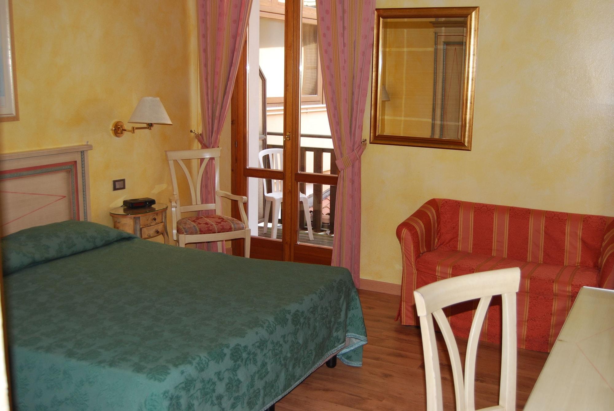 Garda Sol Spa Hotel & Appartamenti Тосколано-Мадерно Экстерьер фото