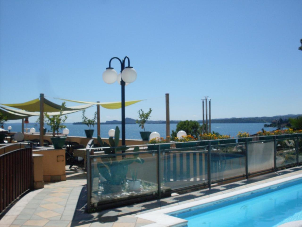 Garda Sol Spa Hotel & Appartamenti Тосколано-Мадерно Экстерьер фото